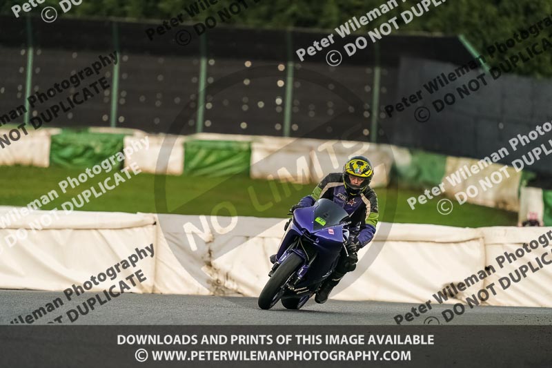 enduro digital images;event digital images;eventdigitalimages;mallory park;mallory park photographs;mallory park trackday;mallory park trackday photographs;no limits trackdays;peter wileman photography;racing digital images;trackday digital images;trackday photos